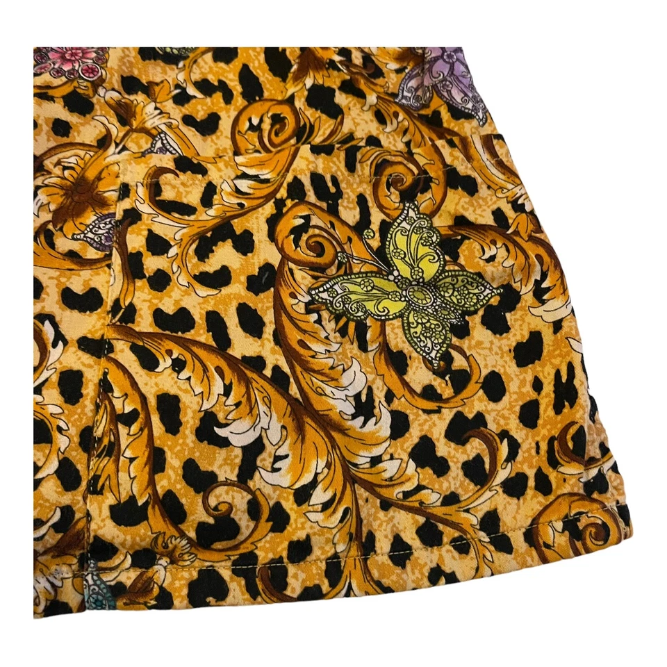 Baby Phat Cheetah Butterfly Animal Print Scrub Top Womens Spring Size XS Nursing - Image 2 of 4