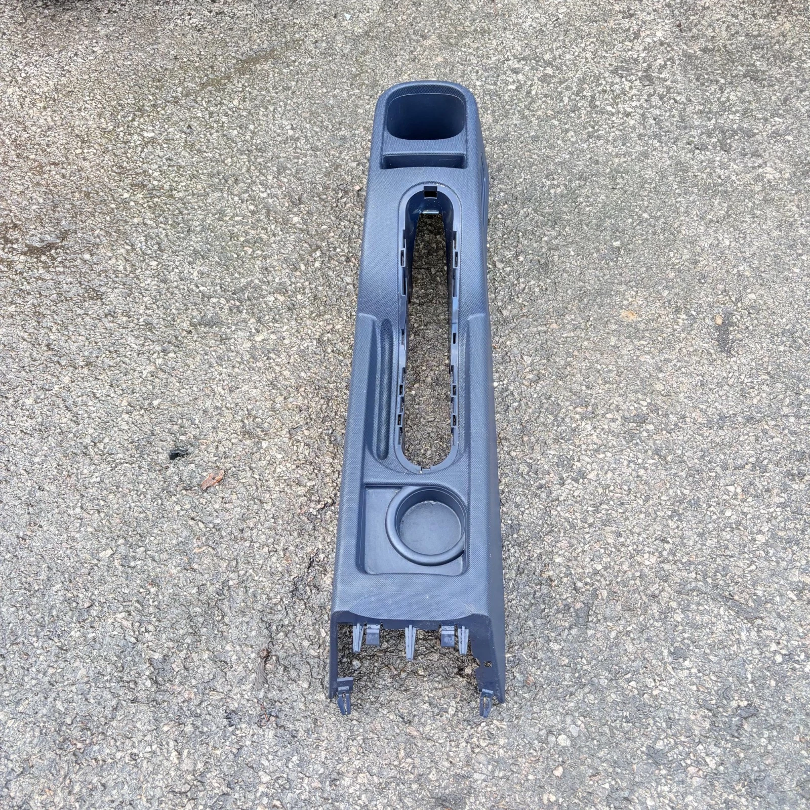 Actual Peugeot 1007 lower centre console top view