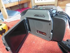 Panasonic Handheld Palmcorder VHSC Model PV-L6500D W/Battery untested