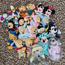 NWT Lot Of 21 Vintage Disney Store 8  Mini Bean Bag Plush Pooh , Eyore,  More.