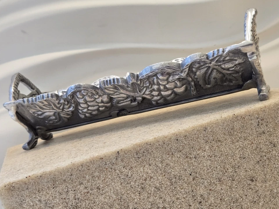 Bandeja de servidor de galletas de hojas de vid de metal para fiesta galletas té plata regalo de anfitriona Foto 2 de 4