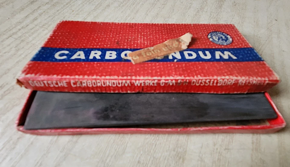 Ancienne Pierre à Affuter CARBORUNDUM ds Boîte d'Origine + Notice * Dusseldorf - Photo 2/4
