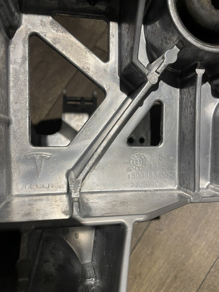 TESLA MODEL Y Air Conditioner Pump Bracket 150069600B OEM eBay