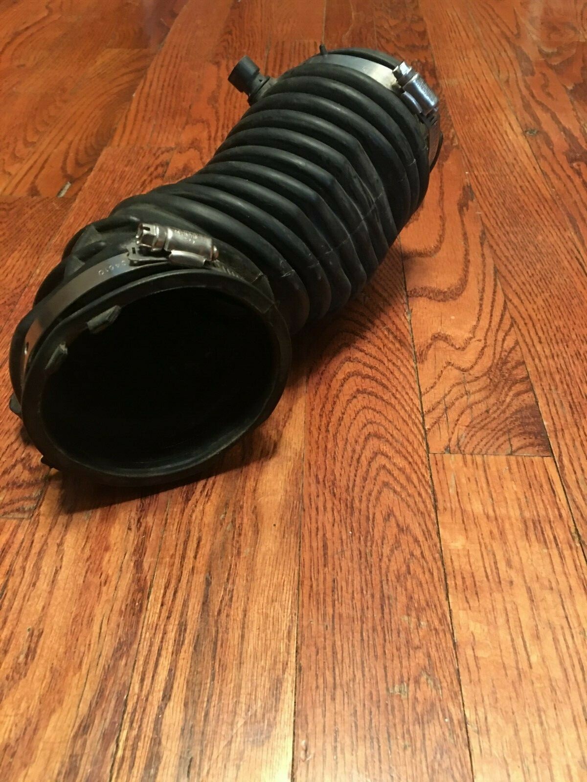 Air Tube Resonator Air Hose Intake 4.3L 25173861 Fits 01 02 GMC S15