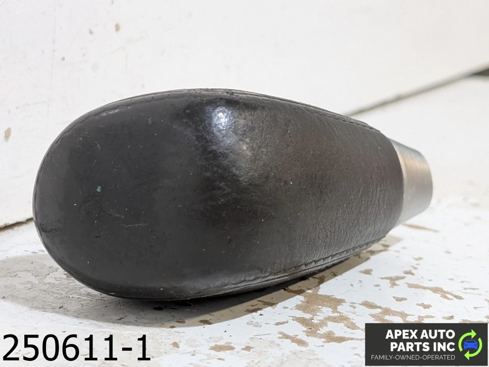 OEM 2004-2010 Infiniti QX56 5,6 L palanca de cambios palanca automática negro Foto 3 de 4