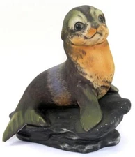 Vintage Smith Western Baby Seal Pup on a Rock Porcelain Figurine w/ Foil Label