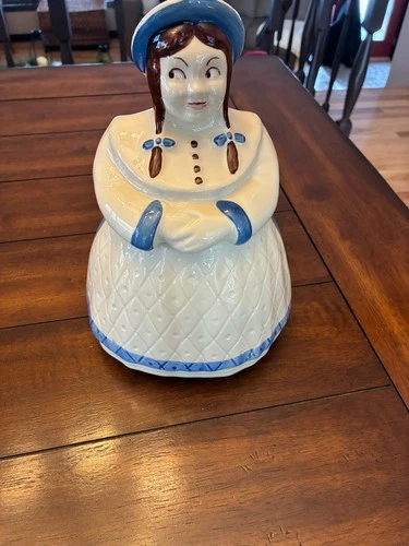 VTG Shawnee Pottery Great Northern Dutch Girl Cookie Jar with Blue Trim 1940's