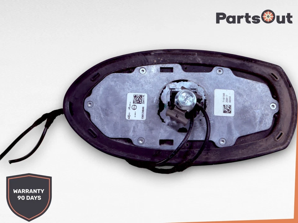 Antena de radio montada en el techo negra Alfa Romeo Stelvio 2017-2019 156124846 OEM Foto 4 de 4