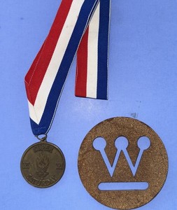 WESTINGHOUSE MEDAL Super Saturday Award w/ribbon cork W coaster