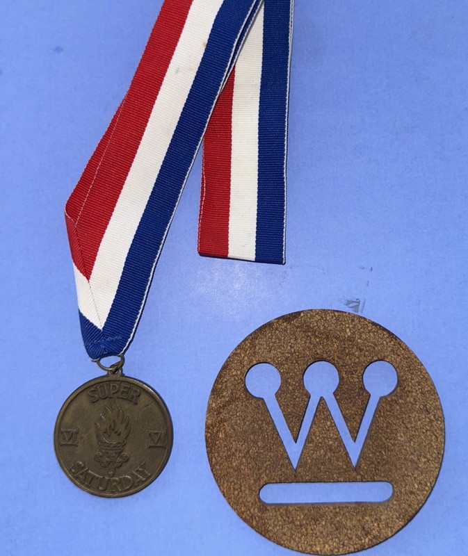 WESTINGHOUSE MEDAL Super Saturday Award w/ribbon cork W coaster