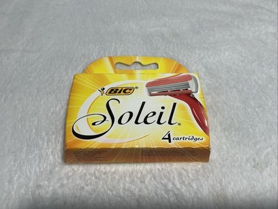 BIC- Soleil Refills Cartridges 4ct. (Triple Blades) with Soothing Moisture Strip