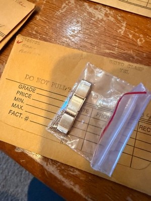 910100_3