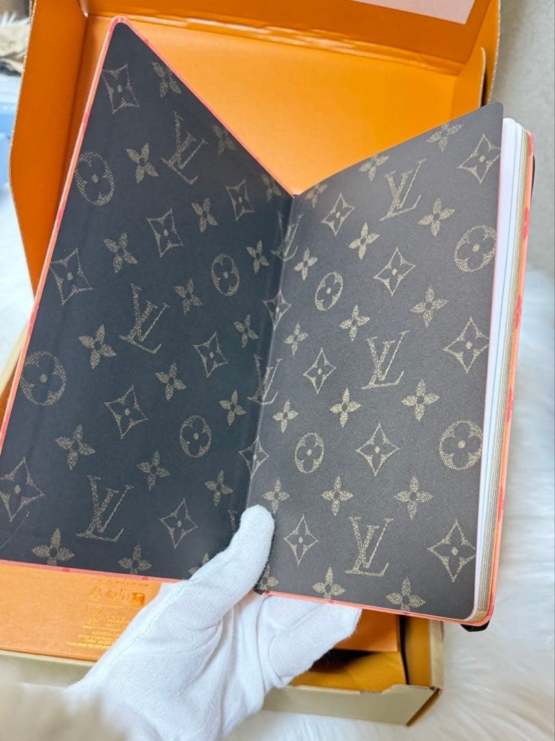 Louis Vuitton Agenda MM Vivienne Jane Pink Coral Day Planner