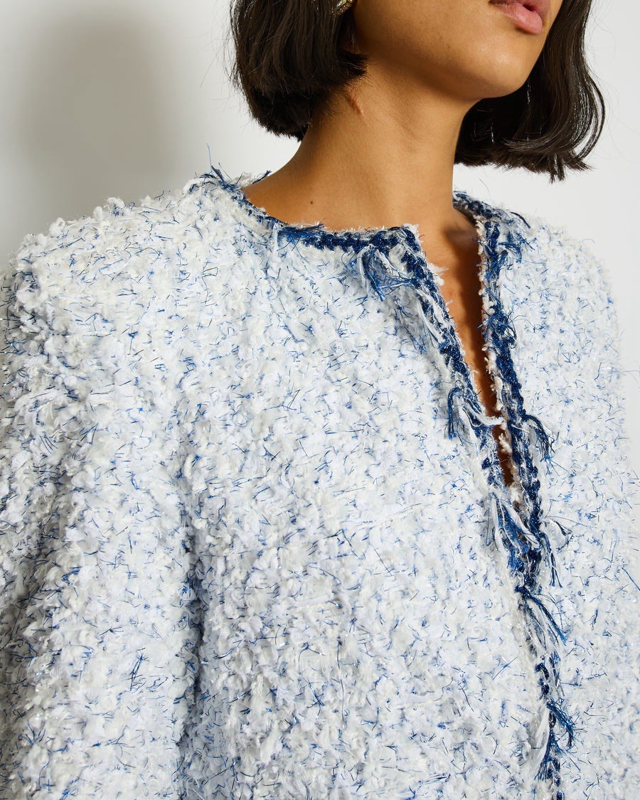 Chanel SS18 Fantasy Tweed Jacket FR36UK8 White Blue CC Logo Button New RRP £5100 image 3