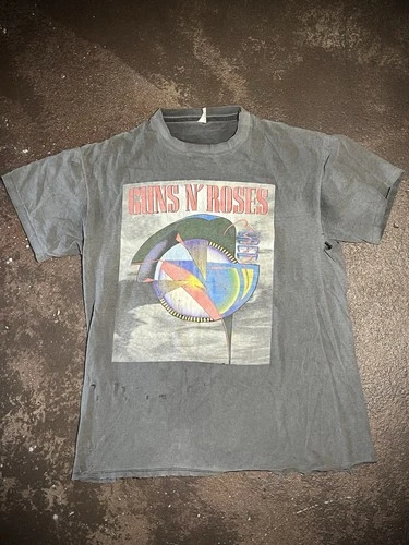 Gun's N' Roses Graphic Coma Tour T-Shirt Vintage Single 1990s vintage concert t-shirt, vintage, size L, single stitch, B+ condition