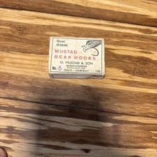 NUOVO Vecchio Stock Vintage Mustad & Son Pesca Mustad-Beak Ganci n. 6 92641