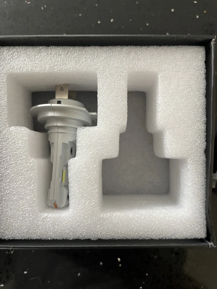 AUXITO 2x H7 LED Motorcycle Headlight Bulbs CSP White High Low Beam 6500K Kit UK - Image 3 of 4