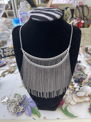 BCBG Crystal Silver Tone Fringe collar necklace Statement Stunning Sparkly $78 - 第 1/12 張圖片