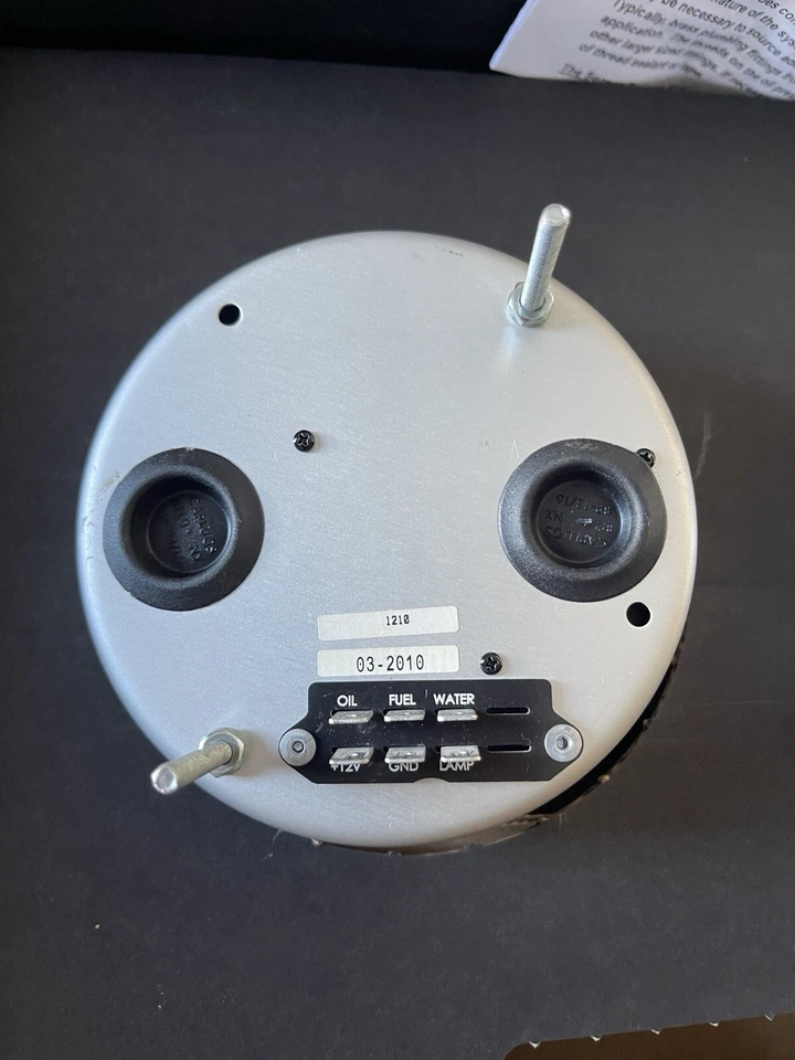 AutoMeter 5" Old-Tyme White II Air-Core Quad Gauge 1210 100 PSI/100-250 °F/8-18V Foto 3 de 3