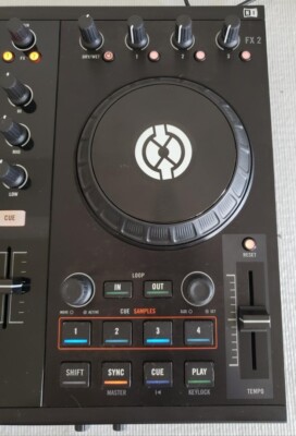 美品　TRAKTOR KONTROL S2 DJコントローラー　サンプラー Native Instruments 2 1-channel DJ Controller Traktor Kontrol