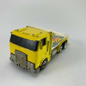 Yellow 24 hour towing ramp Truck - Hot Wheels 1986 loose ...