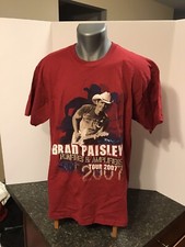2007 Brad Paisley Bonfires and Amplifiers Tour Adult T Shirt L Red Cotton