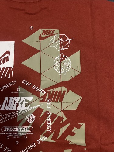 Medium Nike Sportswear Max90 "Swooshtopia" Sole Energy T-Shirt FD1305-832 - Bild 8 von 9