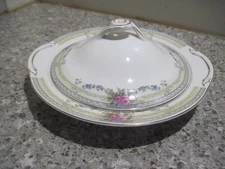 Johnson Bros Bombay Covered Vegetable Dish -7-9/16" -No Chips Beautiful Paint