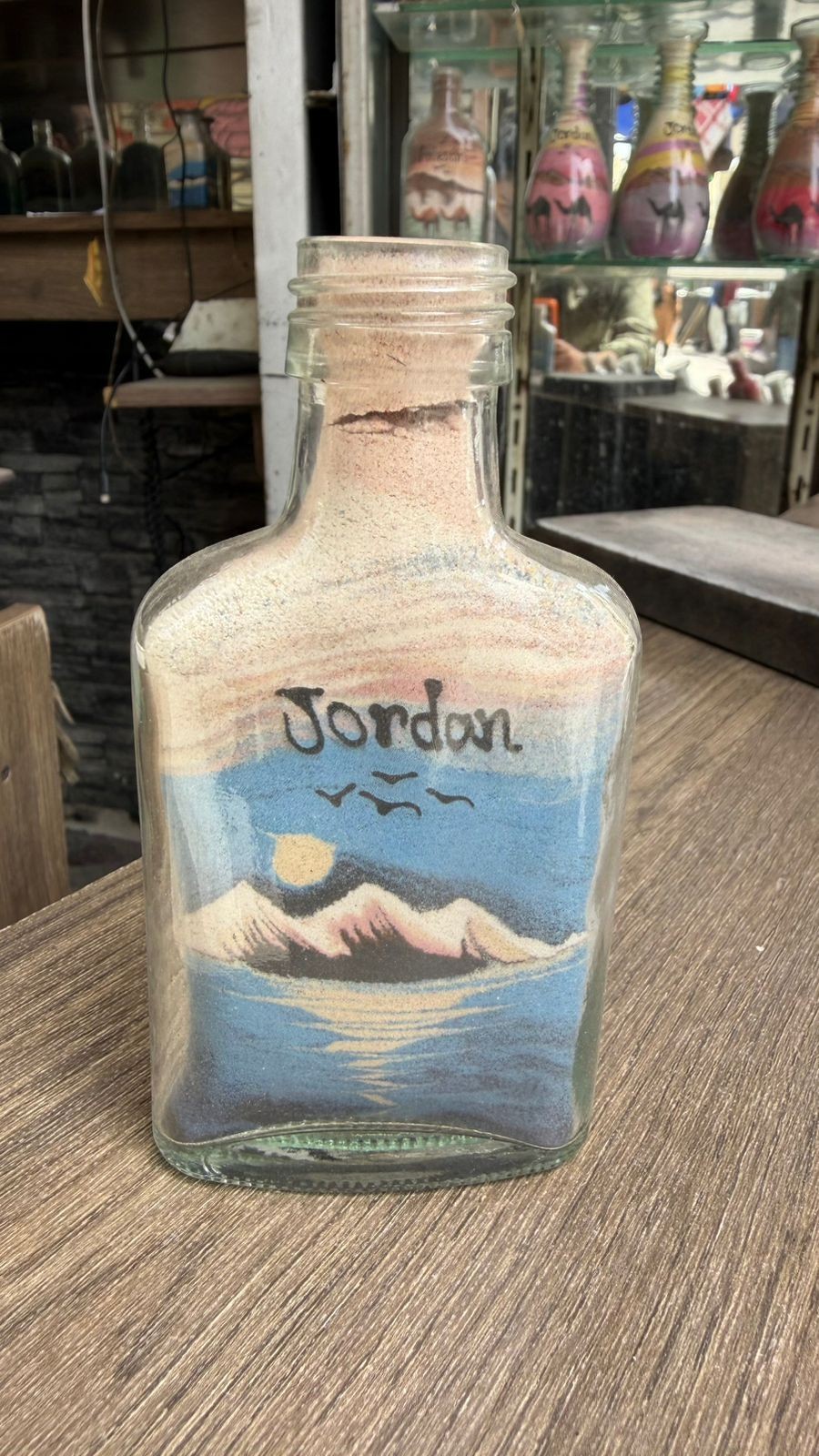 Botella de vidrio de arte de arena vintage "Jordan" hecha a mano arena colore...