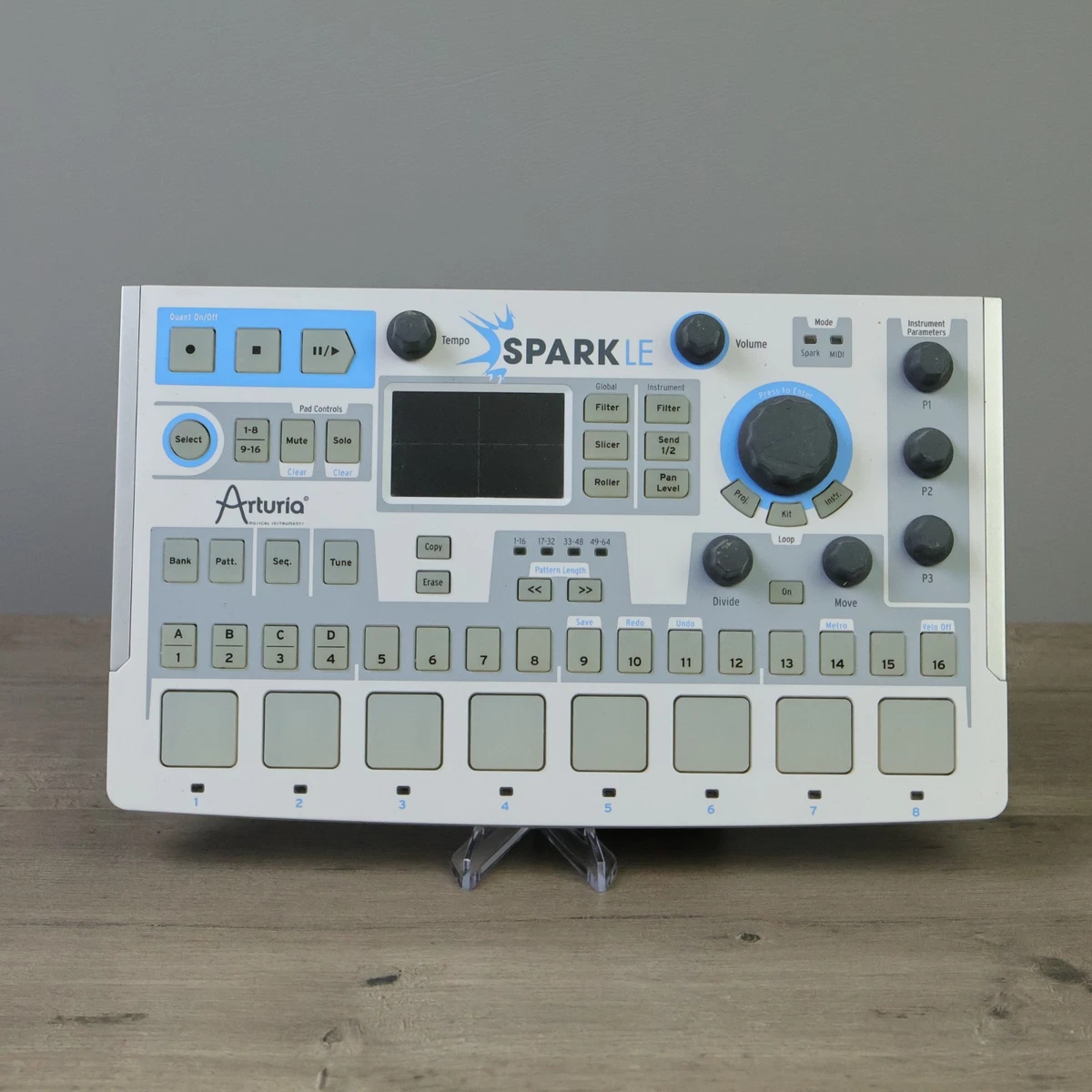 Arturia SPARK LE 本体のみ　専用ソフトなし ARTURIA/MIDIサンプラー/SPARK LE☆tunecoreチケット付属！ -DJ機材