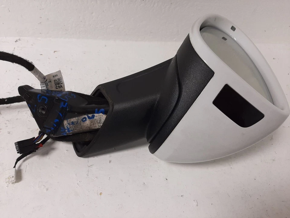 Espejo retrovisor lateral del conductor Porsche Macan 2017 con alerta de punto ciego para 15-19 Foto 4 de 4