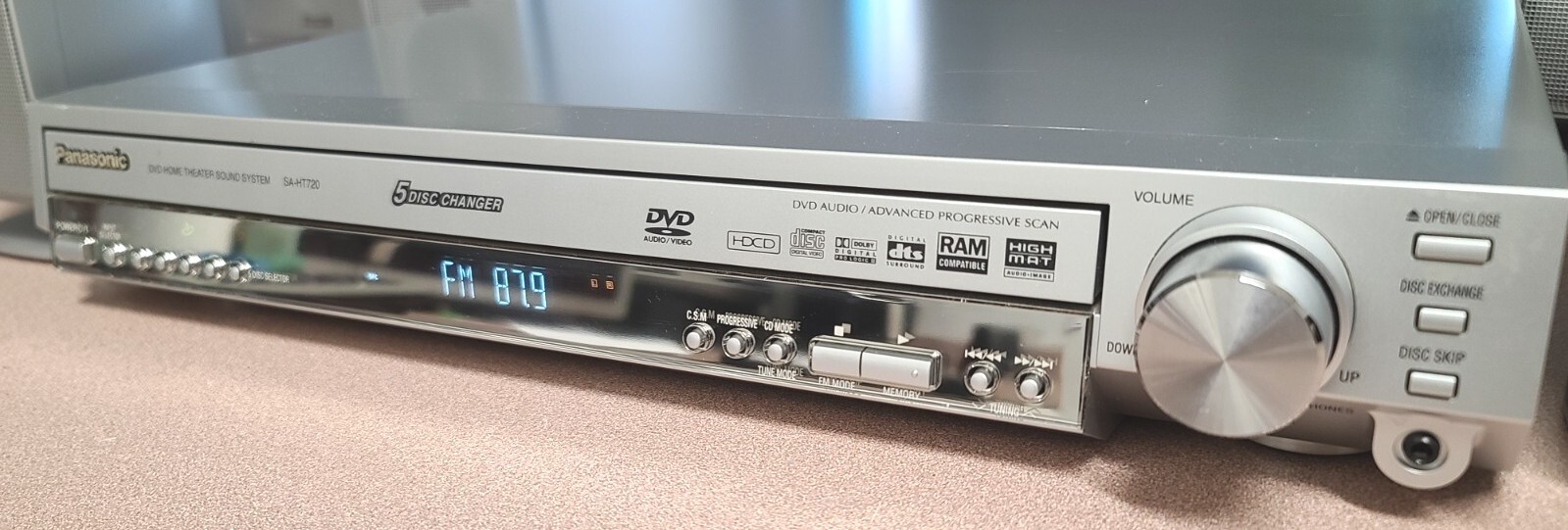 Panasonic AM/FM Receive/DVD Home Theater Sound System SAHT720 W Remote eBay