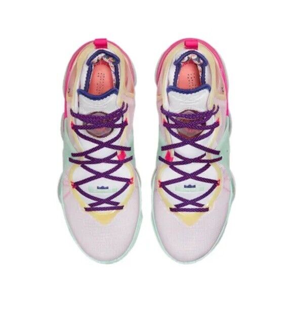 Nike LeBron 19 'Valentine's Day Love Letter' Men's Size 9 Nike LeBron 19 'Valentine's Day Love Letter' Men's Size 9