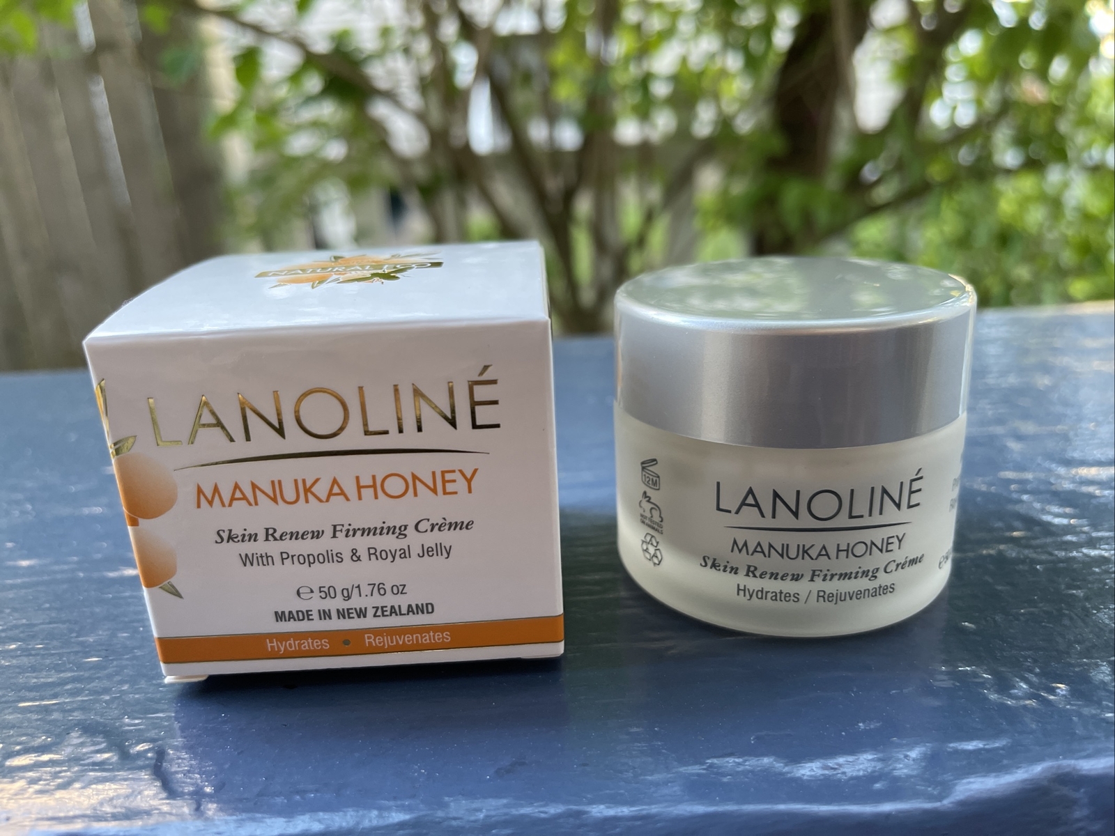 Lanoline Manuka Honey Age Defying Eye Cream