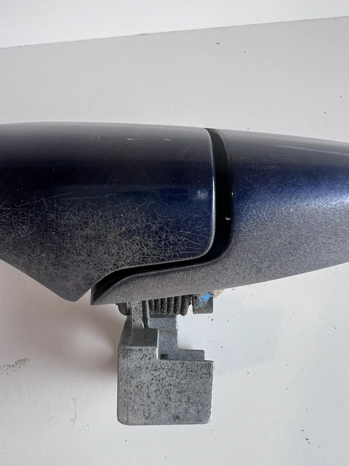 Manija de puerta exterior delantera derecha Honda Odyssey 2006-2010, azul, usada Foto 2 de 3