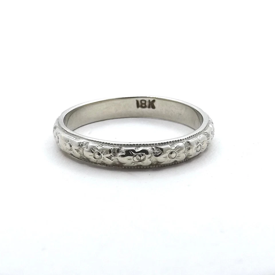 Art Deco 18k White Gold Repousse Dogwood Flower Wedding Band Ring - Image 2 of 4