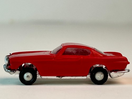 Anguplas 1:86 Scale Volvo P-1800 with Box - Picture 7 of 16