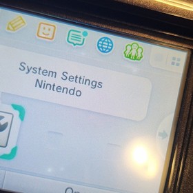 Nintendo 3DS System - Cosmo Black - W/Charger 