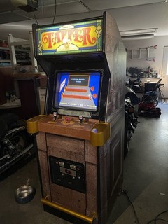 Original TAPPER Arcade Machine FULL SIZE
