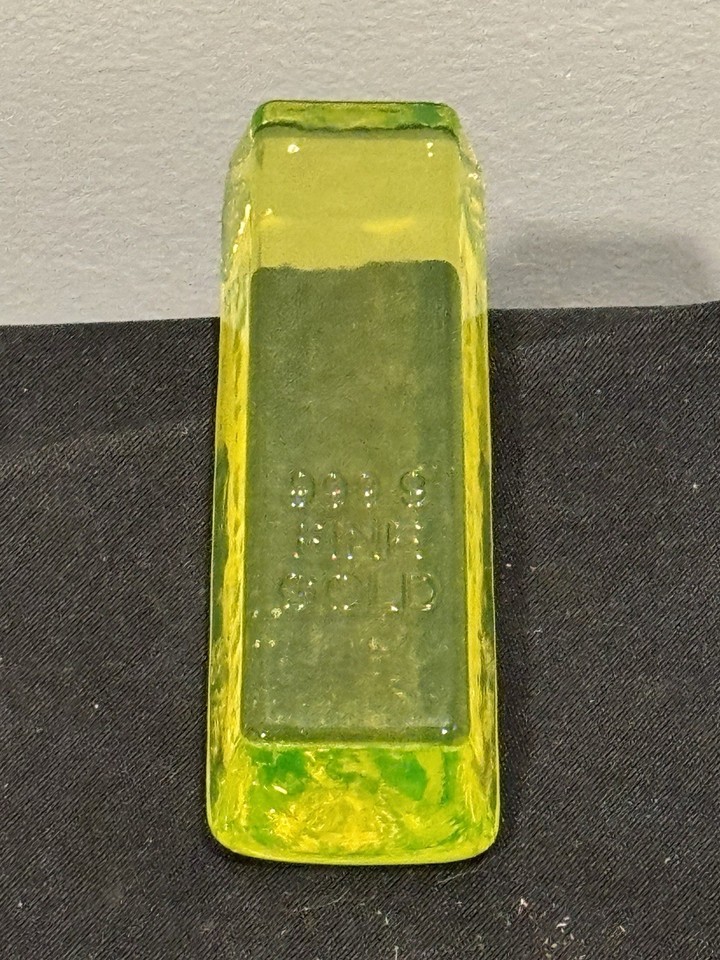53- Yellow Vaseline Glass | Uranium | Vase