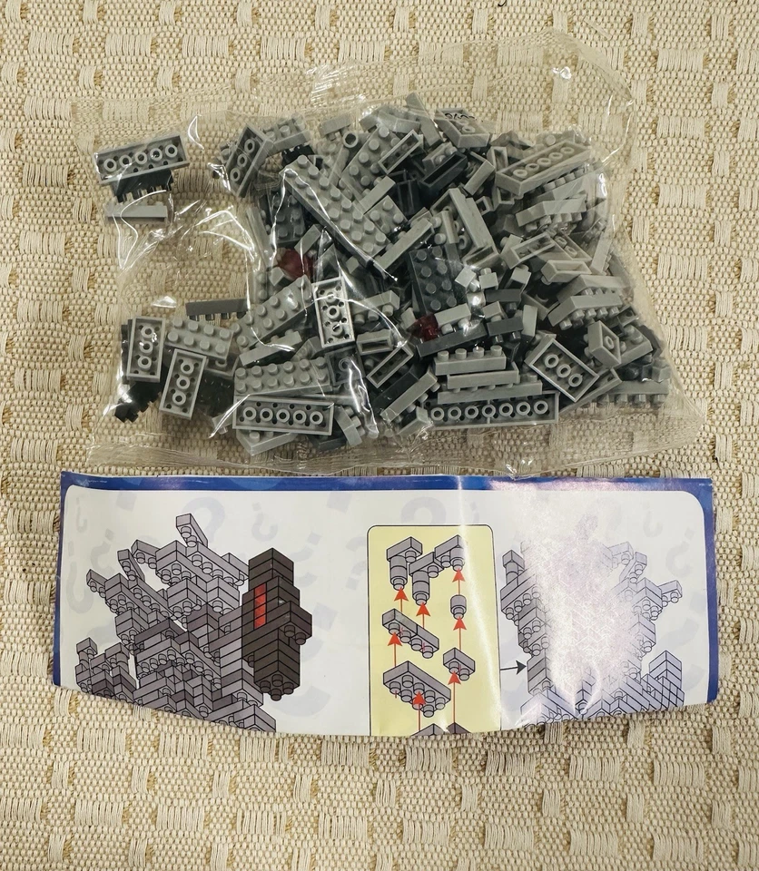 Sealed/New Loz Diamond Blocks 9403 Transformers Galvatron 270 Piece Set - Image 3 of 4