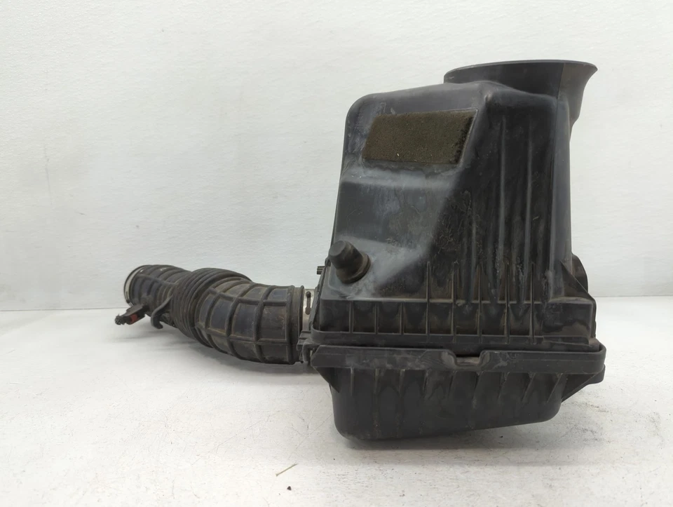 Tubo de manguera conducto de admisión filtro de aire Chrysler 300 2005-2010 Y438Z Foto 2 de 4