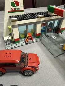 LEGO City: Service Station (60132) W/ Manuals No Minifigures. Build Is 100% Comp