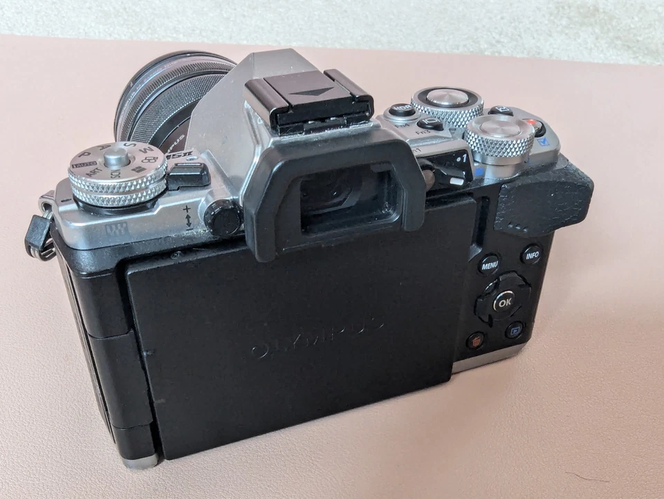 Olympus OM-D E-M5 Mark II, photo 4 of 5
