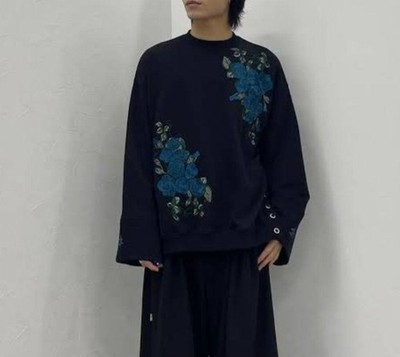 Ado x HARE Collab Side Lace-up Rose Embroidered Sweatshirts Black