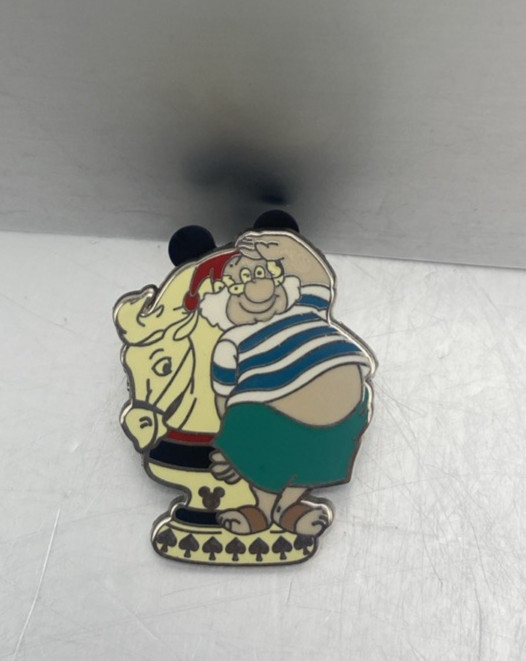 Pin DL Mr Smee Saluting With Horse Behind Him Peter Pan Chess Disney 2009 Rare