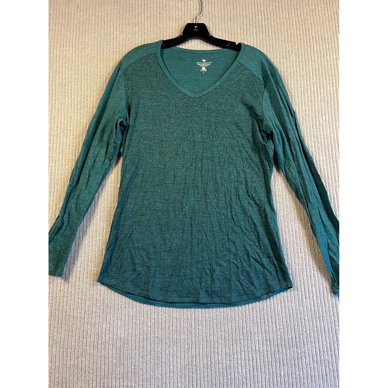Segments Womens 100% Merino Wool Top L V-Neck Long Sleeve Raglan Base Layer