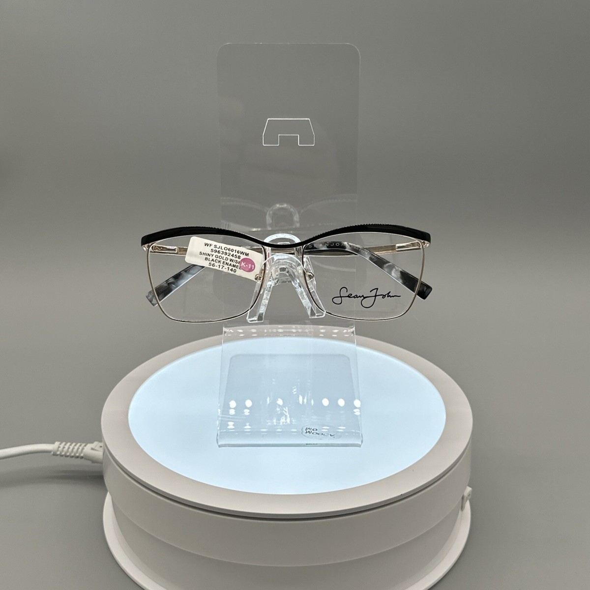 Sean John SJLO 6016 001 Shiny Gold Shiny Black Enamel Eyeglass Frames 56 17 140 Sean John SJLO 6016 001 Shiny Gold Shiny Black Enamel  main image 4
