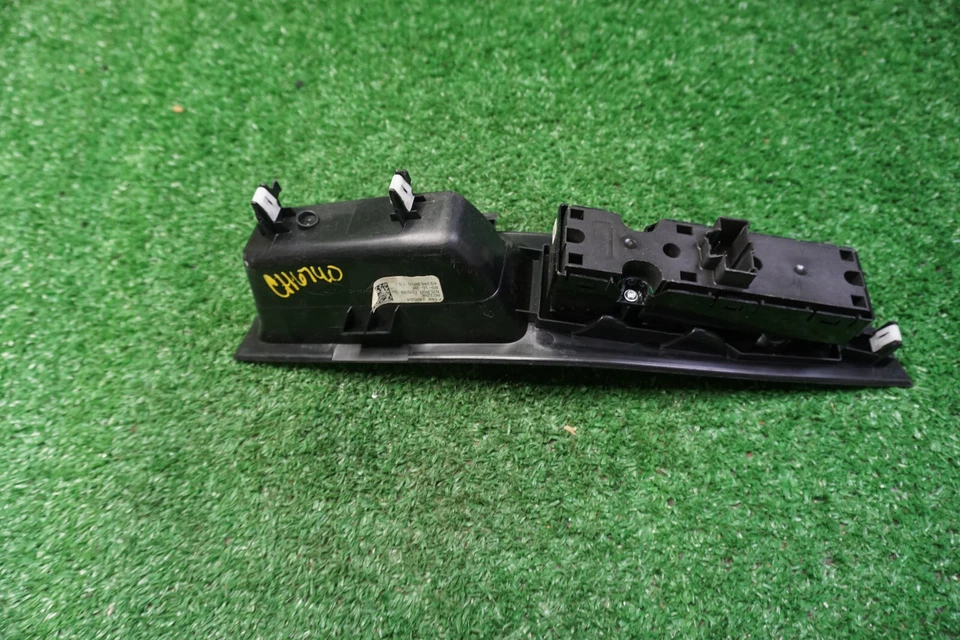 Выключатель стеклоподъемника 2015 FORD EDGE DRIVER OEM GT4T14540BAW - Изображение 4 из 4