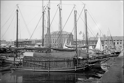Poster, Many Sizes; Oyster & Charcoal Luggers Carondelet Canal Early 20Th Centur